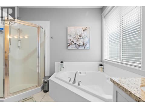 Ensuite at 1911 Cornerstone Drive, Shannon Lake, West Kelowna