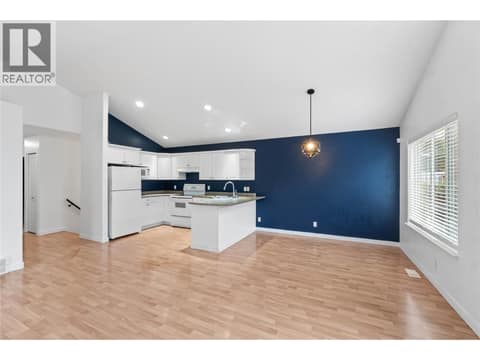Photo 11 of 1198 Raven Drive, Batchelor Heights, Kamloops