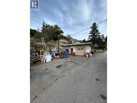 Photo 17 of 845 Alview Crescent, Batchelor Heights, Kamloops