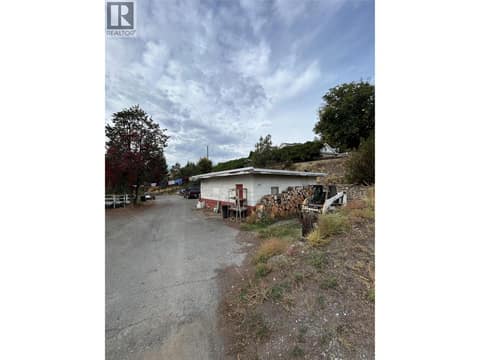 Photo 18 of 845 Alview Crescent, Batchelor Heights, Kamloops