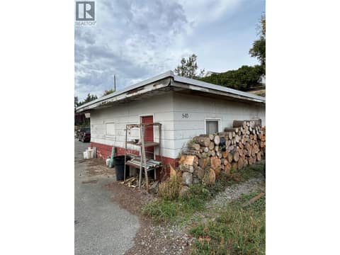 Photo 21 of 845 Alview Crescent, Batchelor Heights, Kamloops