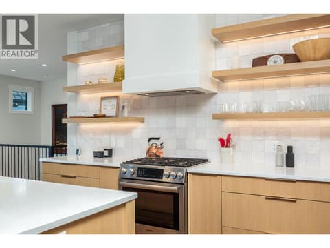 Photo 19 of 149 Diamond Way, Predator Ridge, Vernon