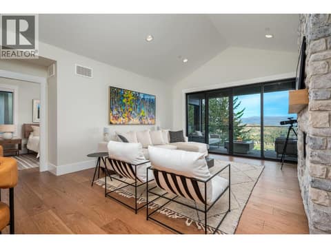 Photo 21 of 149 Diamond Way, Predator Ridge, Vernon