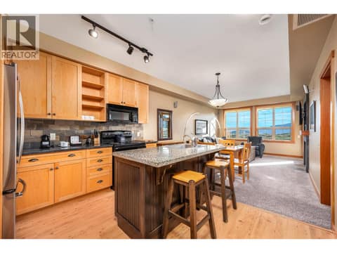 Photo 5 of 107 Village Centre Court Unit# 112, Predator Ridge, Vernon