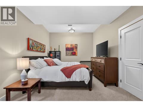 Fourth bedroom at 734 Marin Crescent, Upper Mission, Kelowna