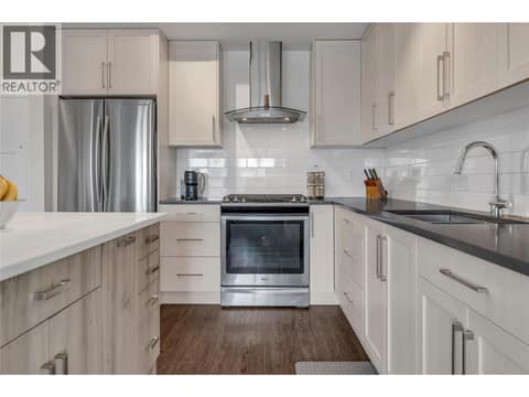 Photo 5 of 4380 Lakeshore Road Unit# 210, Lower Mission, Kelowna
