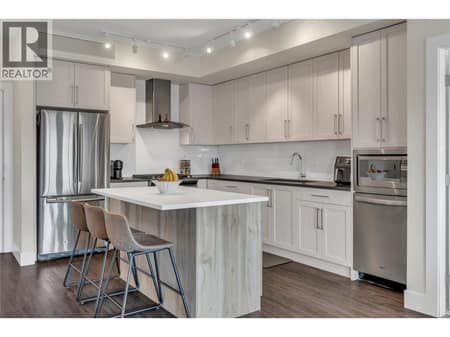 Photo 6 of 4380 Lakeshore Road Unit# 210, Lower Mission, Kelowna