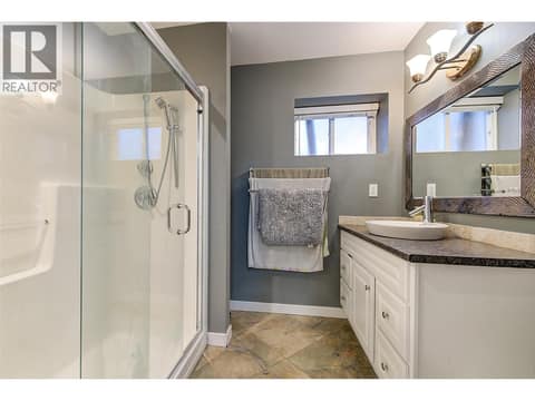 Photo 21 of 964 Tronson Drive, Glenmore, Kelowna
