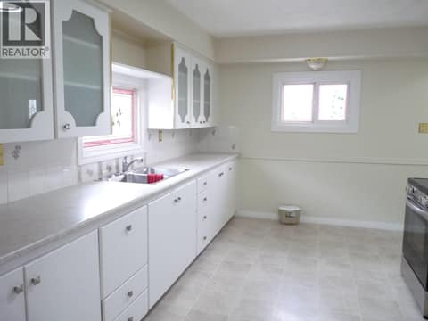 Photo 4 of 1160 Meadow Lane 1185 Demonte Street, Brocklehurst, Kamloops
