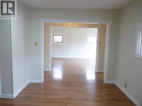 Photo 8 of 1160 Meadow Lane 1185 Demonte Street, Brocklehurst, Kamloops