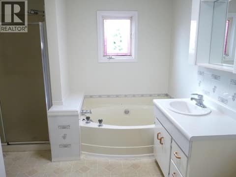 Photo 9 of 1160 Meadow Lane 1185 Demonte Street, Brocklehurst, Kamloops