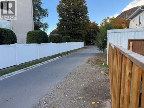 Photo 11 of 3802 32 Avenue, City of Vernon