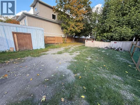 Photo 8 of 3802 32 Avenue, City of Vernon