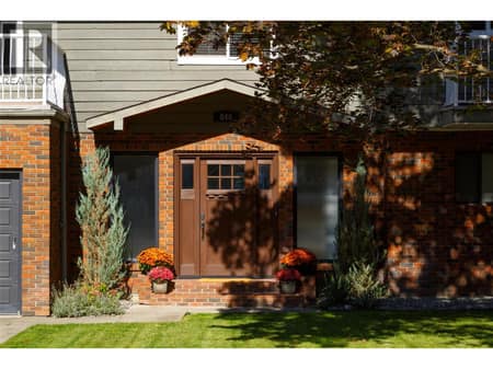 Photo 2 of 840 Steele Road, Upper Mission, Kelowna