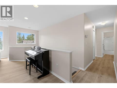 Photo 18 of 2145 Chilcotin Crescent, Dilworth Mountain, Kelowna
