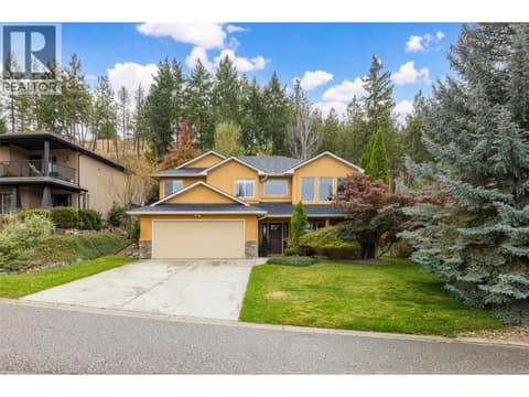 Photo 2 of 2145 Chilcotin Crescent, Dilworth Mountain, Kelowna