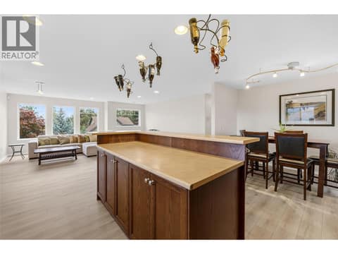 Photo 9 of 2145 Chilcotin Crescent, Dilworth Mountain, Kelowna