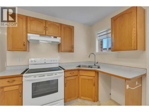 Photo 6 of 3400 Wilson Street Unit# 137, Main South, Penticton