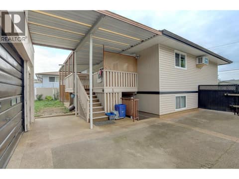 Photo 52 of 2603 41 Street, City of Vernon