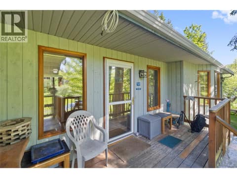Main house entrance at 769 & 771 Gardom Lake Road, Enderby / Grindrod