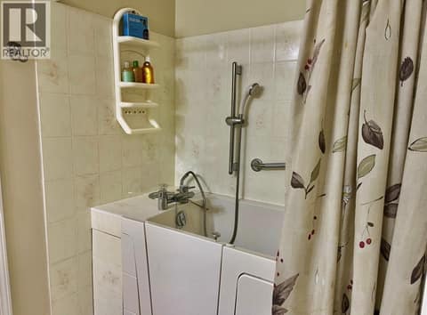 Walk-in tub/shower at 3900 27 Avenue Unit# 74, Westmount, Vernon