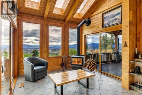 Nook/Reading Room at 5705 Upper Booth N Road, Ellison, Kelowna