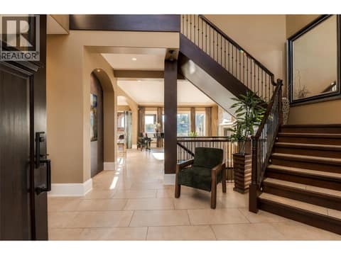 Photo 12 of 706 Highpointe Court, Glenmore, Kelowna