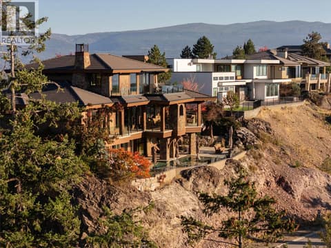 Photo 5 of 706 Highpointe Court, Glenmore, Kelowna