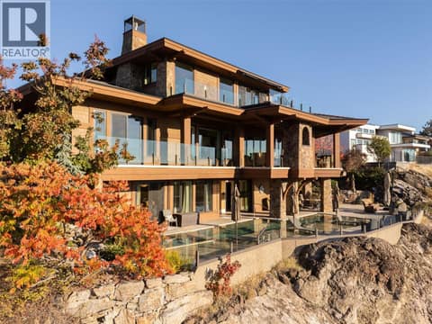 Photo 6 of 706 Highpointe Court, Glenmore, Kelowna