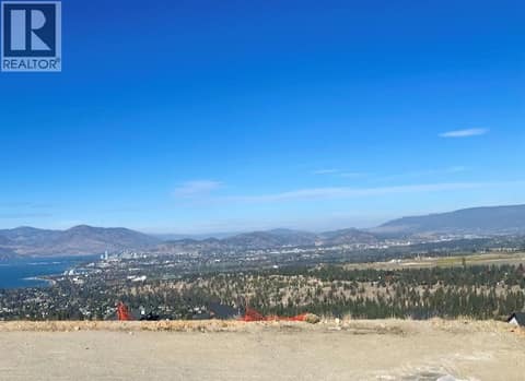 Photo 2 of 1060 Heweston Avenue, Upper Mission, Kelowna