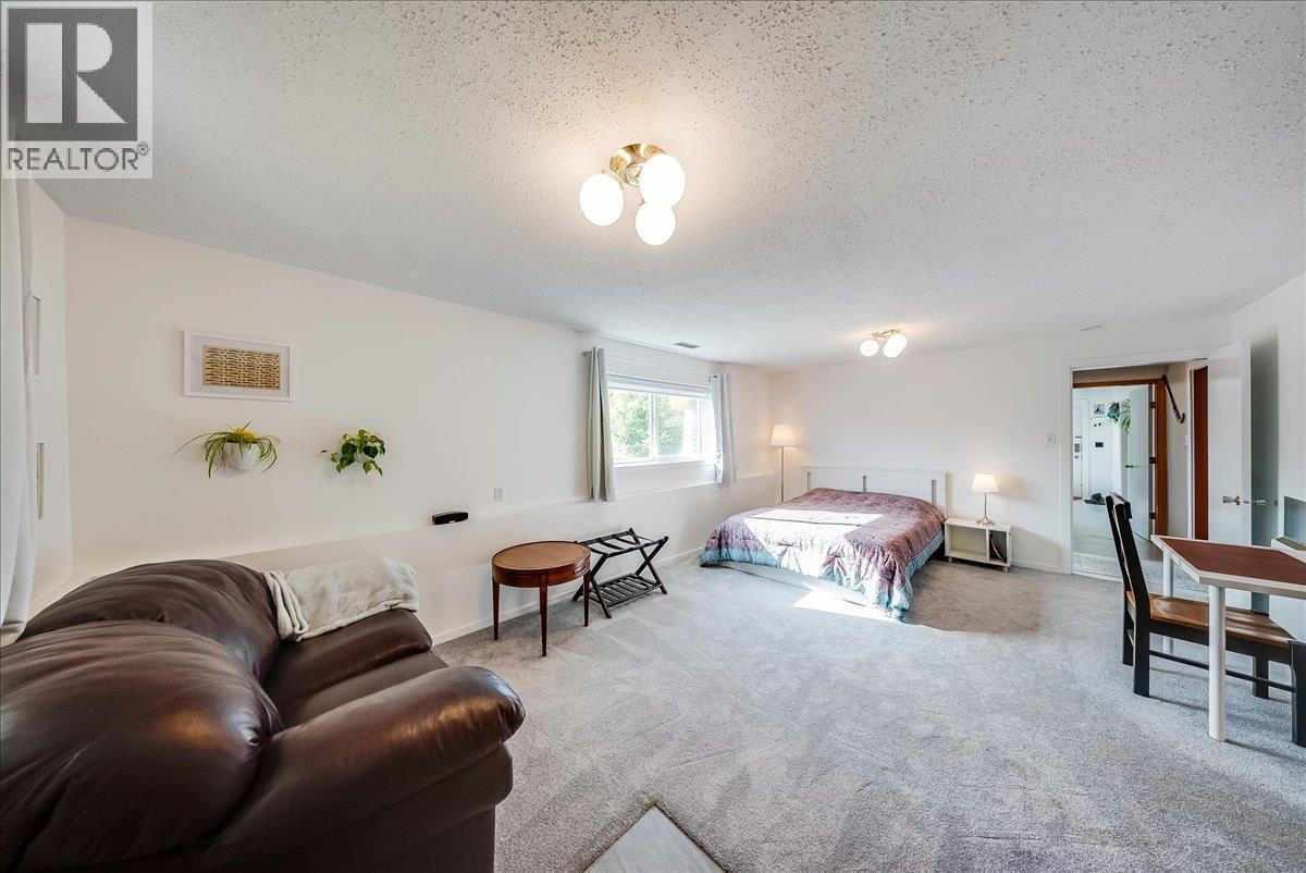 Photo 32 of 1614 Cook Avenue, Rossland