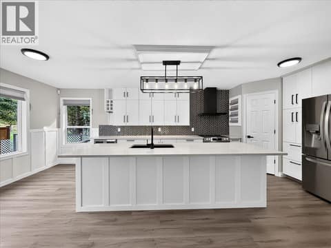 Photo 8 of 640 Upper Lakeview Road Unit# 48, Invermere Rural