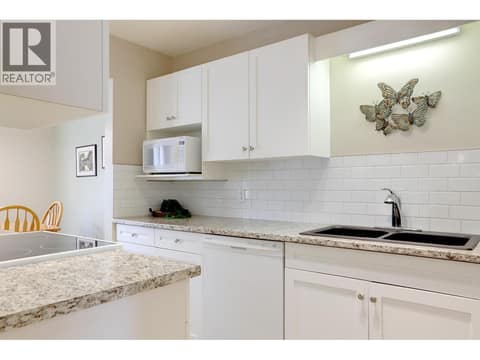Photo 5 of 4209 25 Street Unit# 7, Harwood, Vernon