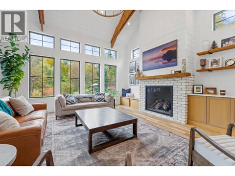 Photo 4 of 2475 Maquinna Road, South East Kelowna