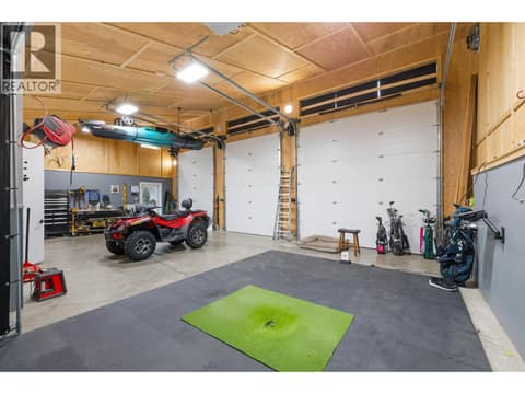 Detached Shop at 2475 Maquinna Road, South East Kelowna