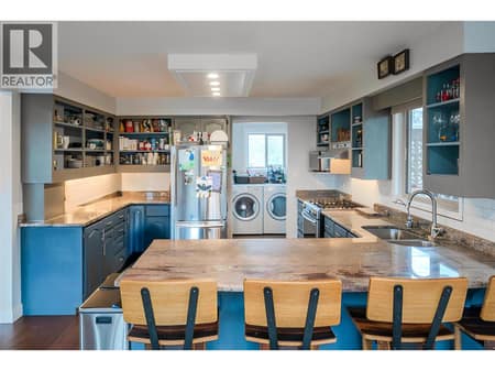 Kitchen at 6521 BELLEVUE Drive, Oliver