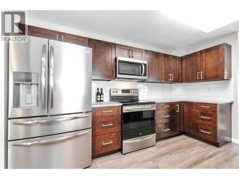 Photo 3 of 1329 KLO Road Unit# 404, Springfield/Spall, Kelowna