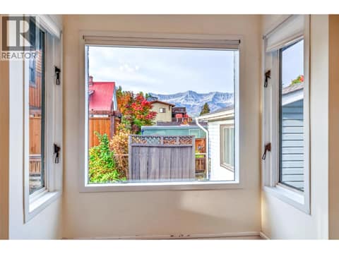 Photo 18 of 761 4th Avenue, Fernie