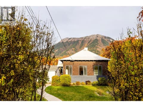 Photo 5 of 761 4th Avenue, Fernie