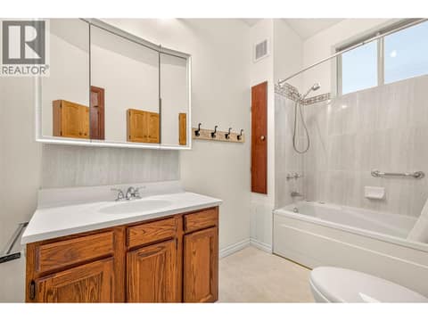 Photo 50 of 761 4th Avenue, Fernie