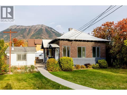 Photo 8 of 761 4th Avenue, Fernie
