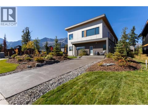 Photo 12 of 1 Huckleberry Place, Fernie