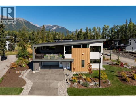 Photo 3 of 1 Huckleberry Place, Fernie