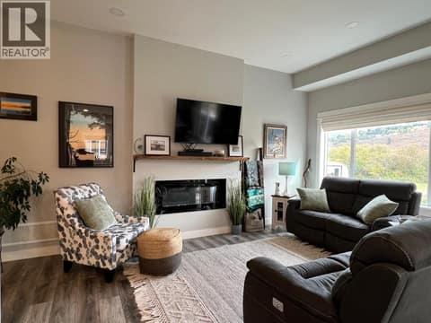 Photo 4 of 457 4 th Street, Swan Lake West, Vernon