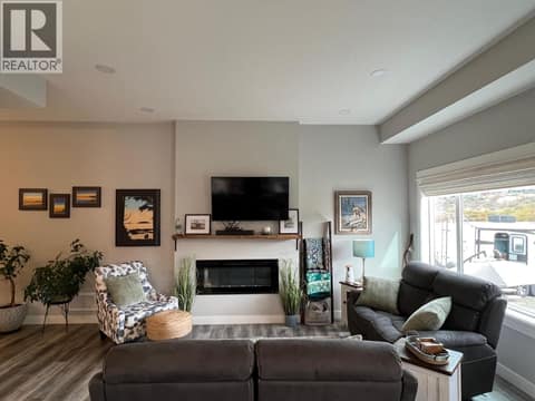 Photo 5 of 457 4 th Street, Swan Lake West, Vernon