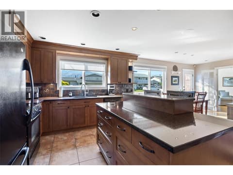 Photo 13 of 732 Ivy Avenue, North Kamloops