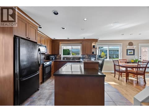 Photo 14 of 732 Ivy Avenue, North Kamloops