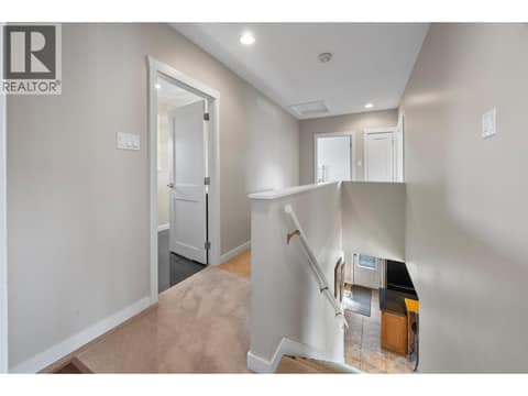 Photo 15 of 732 Ivy Avenue, North Kamloops