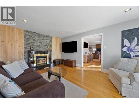 Photo 8 of 732 Ivy Avenue, North Kamloops