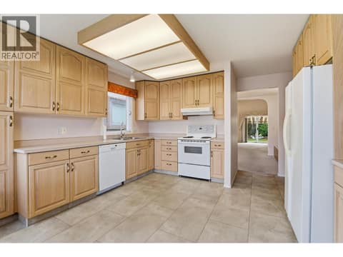 Photo 13 of 650 Lexington Drive Unit# 212, Lower Mission, Kelowna